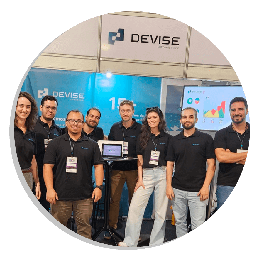 Inovação em desenvolvimento de software para empresas Soluções de software personalizadas para transformação digital